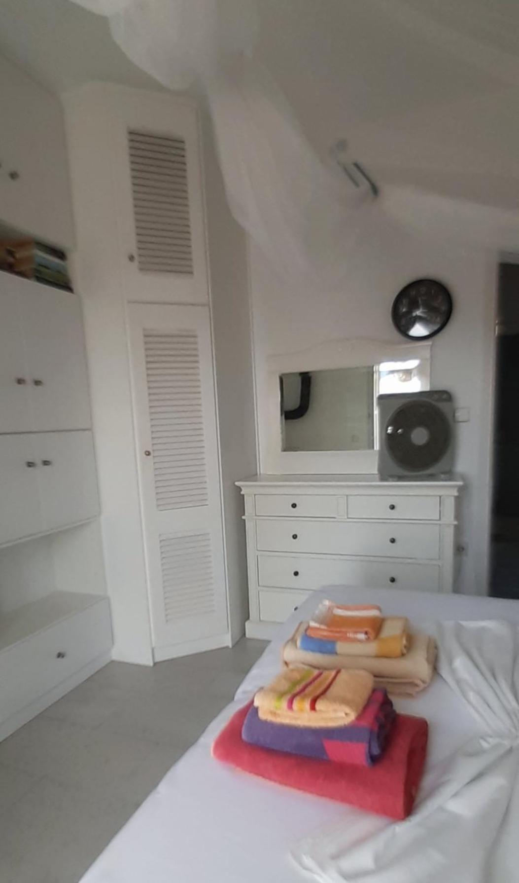 דירות אליקו ביץ' Haus Asterakia מראה חיצוני תמונה